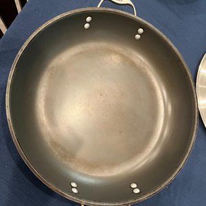 Calphalon 14" Everyday Pan
